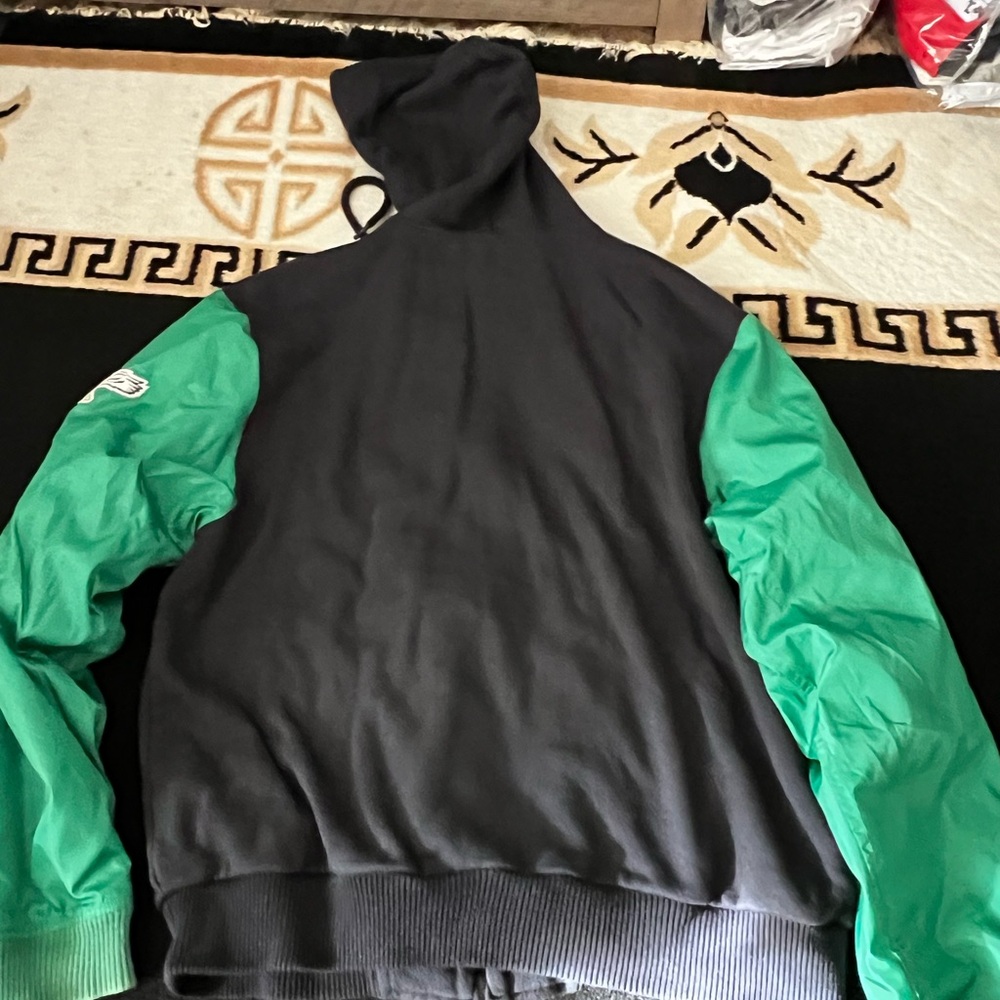 Mitchell & Ness Throwback Green and Black Jacket - Picture 6 of 6